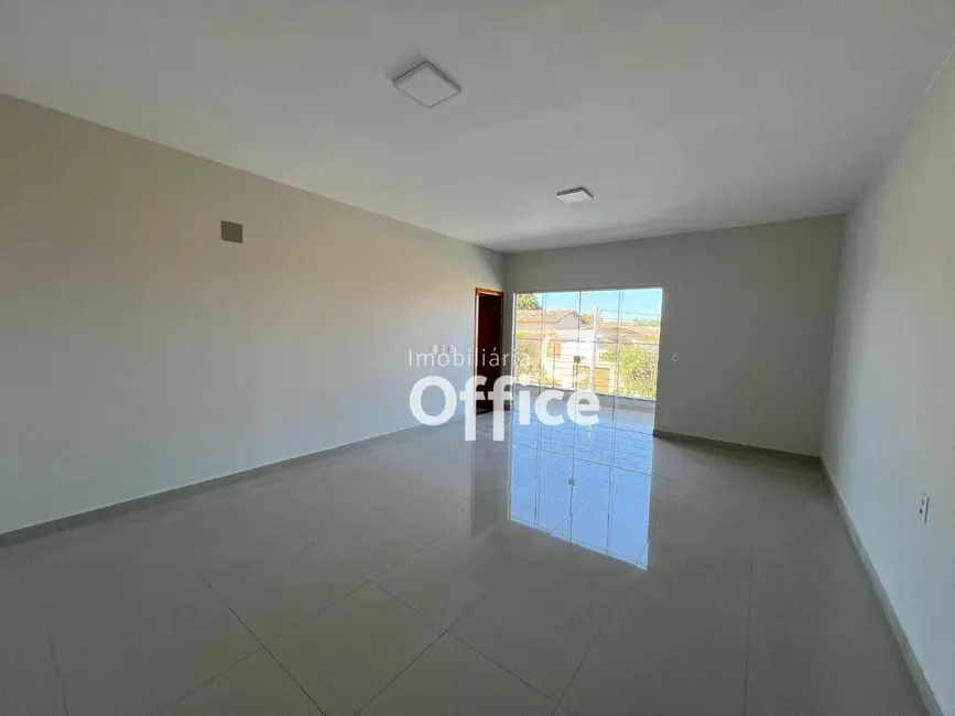 Foto 6 de Casa com 3 quartos para alugar, 200m2 em Anapolis - GO