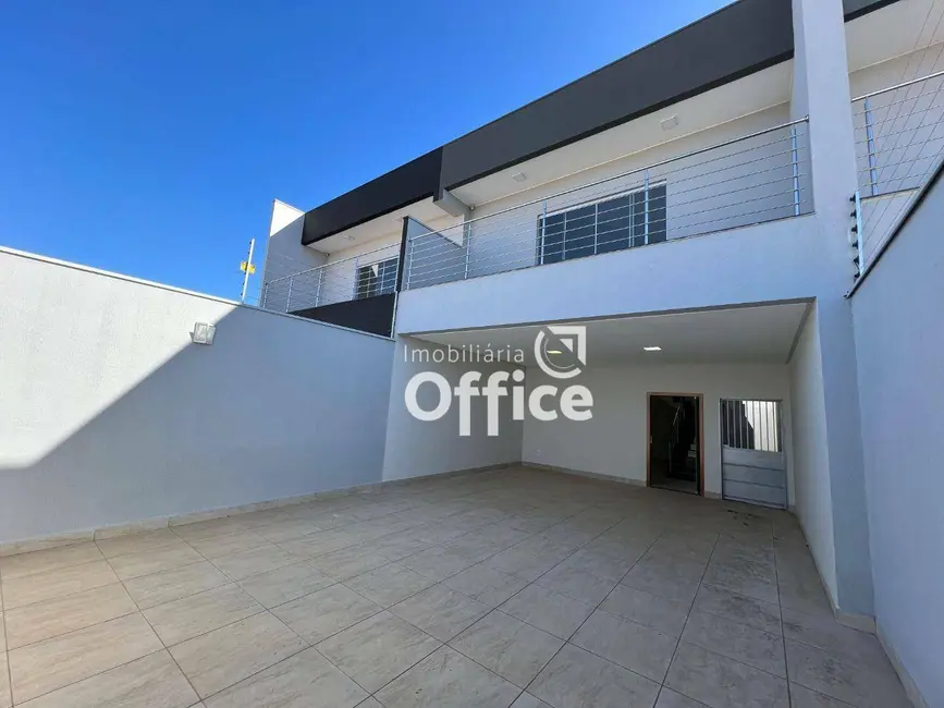 Foto 2 de Casa com 3 quartos para alugar, 200m2 em Anapolis - GO