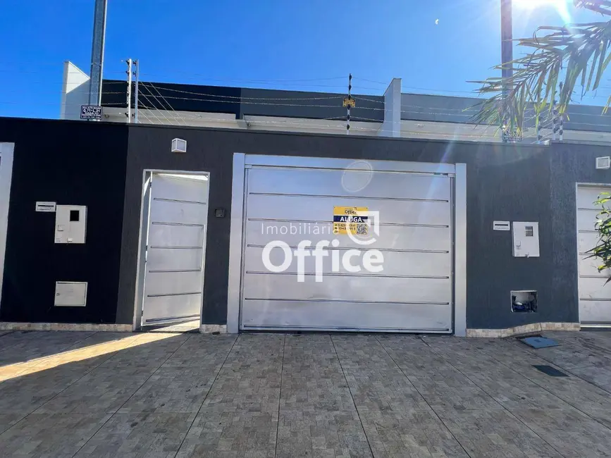 Foto 1 de Casa com 3 quartos para alugar, 200m2 em Anapolis - GO