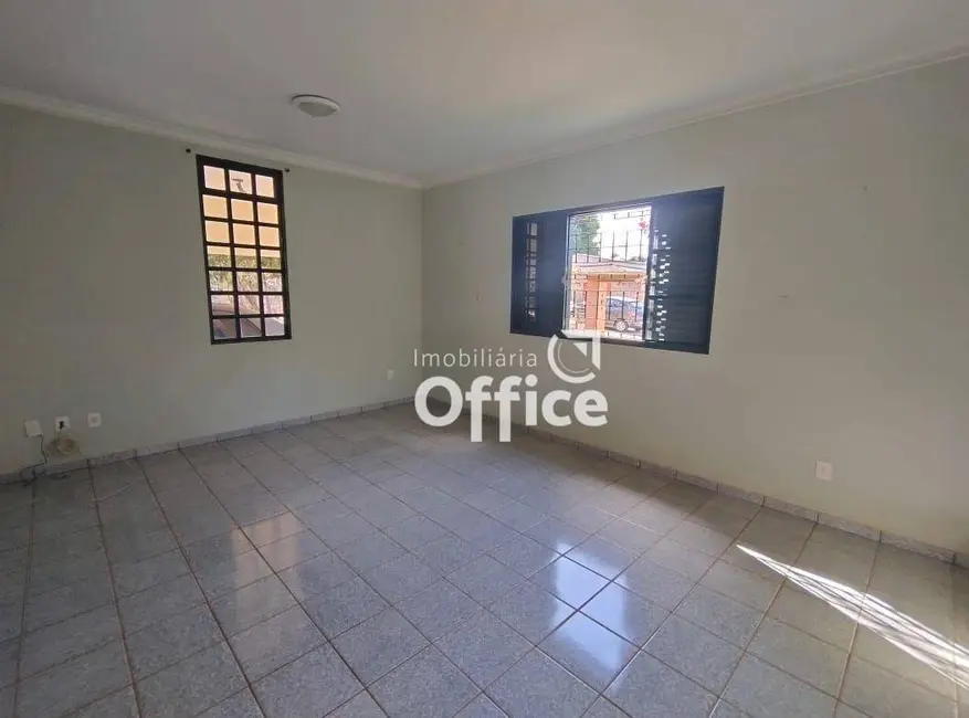 Chácara com 2 quartos à venda, 7000m2 em Anapolis - GO - imagem 9 Foto 9 de Chácara com 2 quartos à venda, 7000m2 em Anapolis - GO