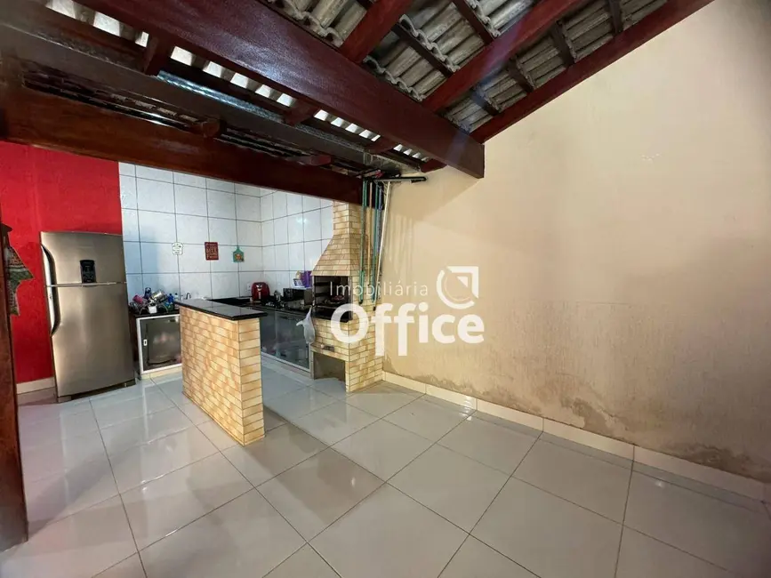 Foto 6 de Casa com 3 quartos à venda, 200m2 em Parque dos Pirineus, Anapolis - GO