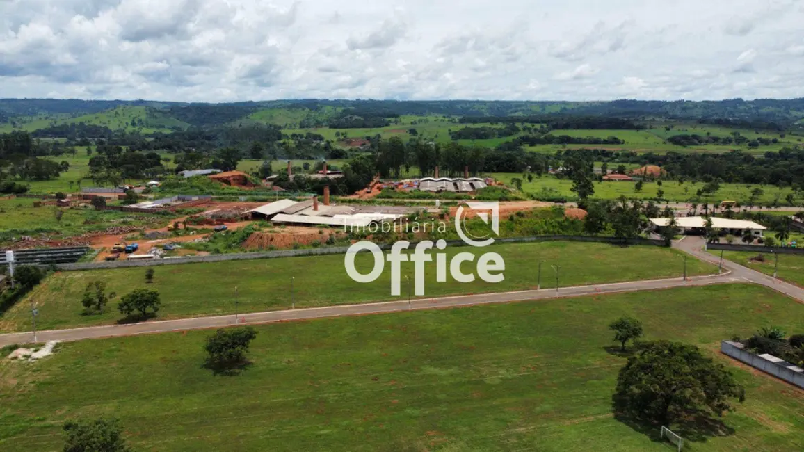 Foto 4 de Casa de Condomínio com 4 quartos à venda, 2009m2 em Jardim Santa Cecília, Anapolis - GO