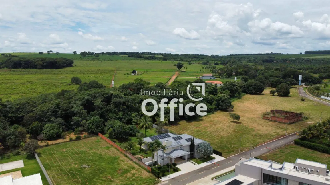 Foto 3 de Casa de Condomínio com 4 quartos à venda, 2009m2 em Jardim Santa Cecília, Anapolis - GO