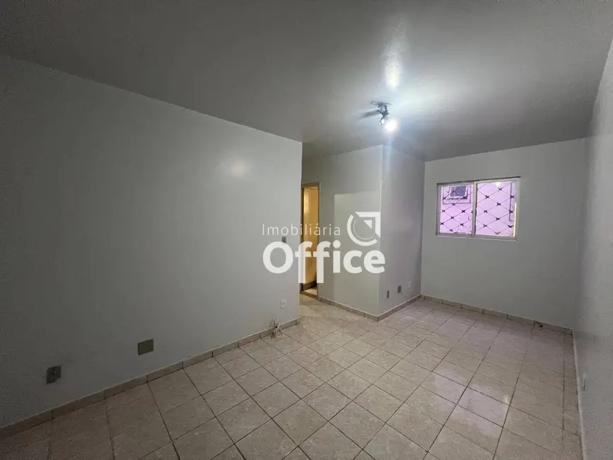 Apartamento com 2 quartos para alugar, 75m2 em Cidade Universitária, Anapolis - GO - imagem 3 Foto 3 de Apartamento com 2 quartos para alugar, 75m2 em Cidade Universitária, Anapolis - GO