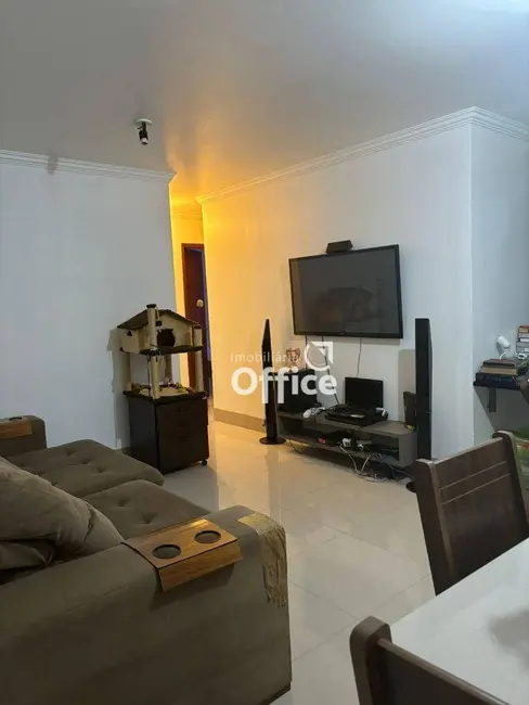 Foto 2 de Apartamento com 3 quartos à venda, 80m2 em Jundiaí, Anapolis - GO