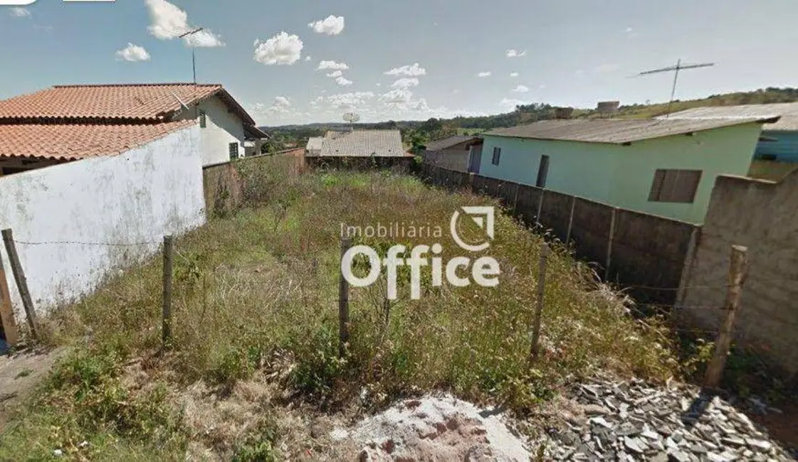 Foto 1 de Terreno / Lote à venda, 300m2 em Anapolis - GO