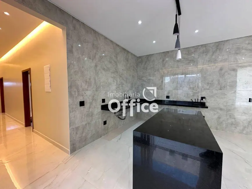 Foto 6 de Casa com 4 quartos à venda, 420m2 em Anápolis City, Anapolis - GO