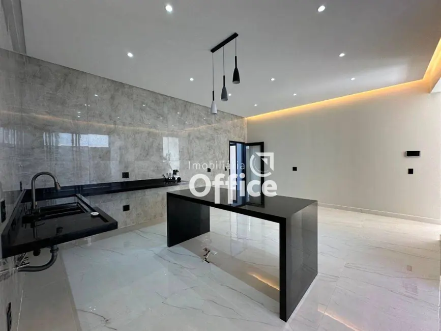 Foto 5 de Casa com 4 quartos à venda, 420m2 em Anápolis City, Anapolis - GO