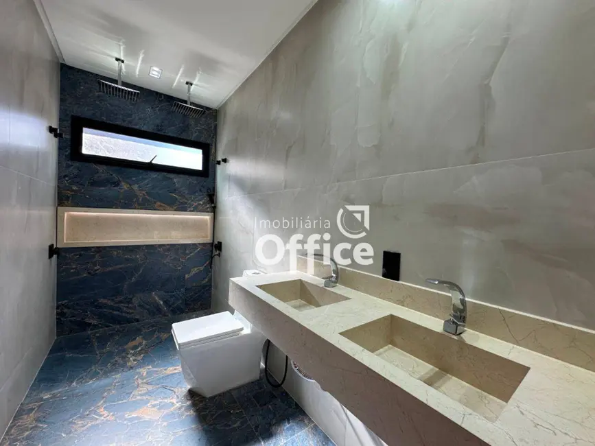 Foto 9 de Casa com 4 quartos à venda, 420m2 em Anápolis City, Anapolis - GO