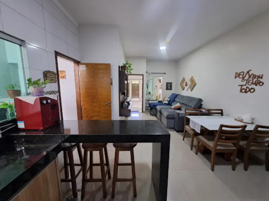 Casa com 3 quartos à venda, 150m2 em Residencial Flor do Cerrado, Anapolis - GO - imagem 7 Foto 7 de Casa com 3 quartos à venda, 150m2 em Residencial Flor do Cerrado, Anapolis - GO