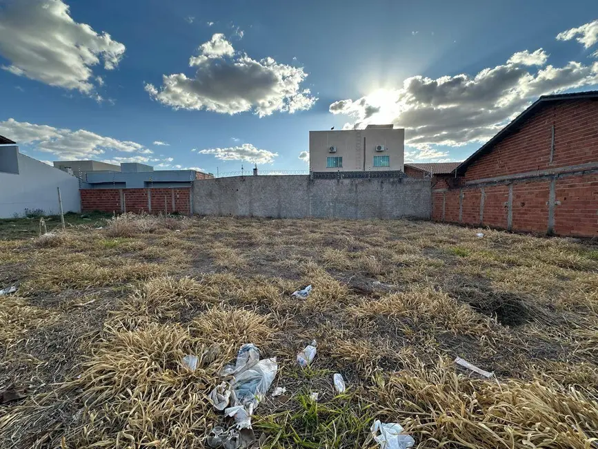 Foto 1 de Terreno / Lote à venda, 200m2 em Anapolis - GO