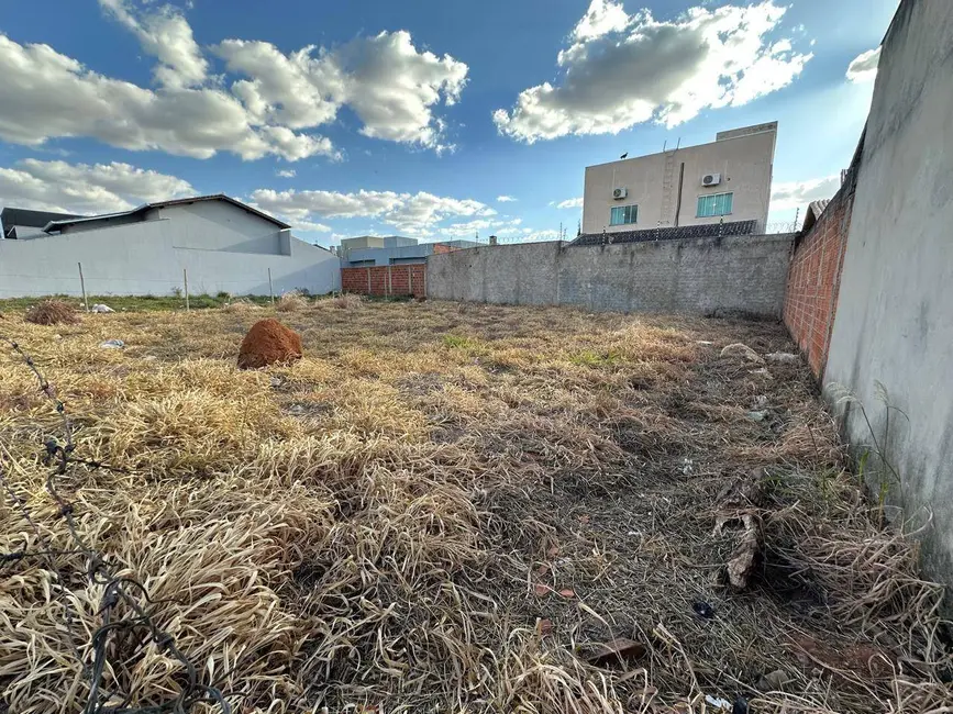 Foto 3 de Terreno / Lote à venda, 200m2 em Anapolis - GO