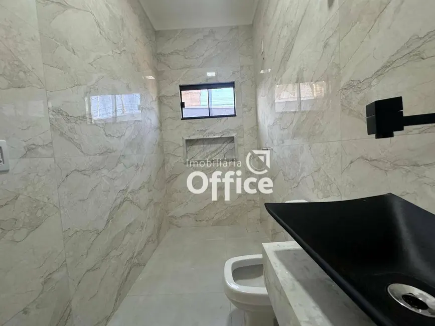 Casa com 3 quartos à venda, 225m2 em Parque Residencial das Flores, Anapolis - GO - imagem 4 Foto 4 de Casa com 3 quartos à venda, 225m2 em Parque Residencial das Flores, Anapolis - GO