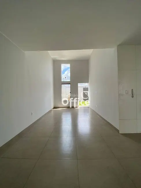 Foto 5 de Casa com 3 quartos à venda, 150m2 em Anapolis - GO