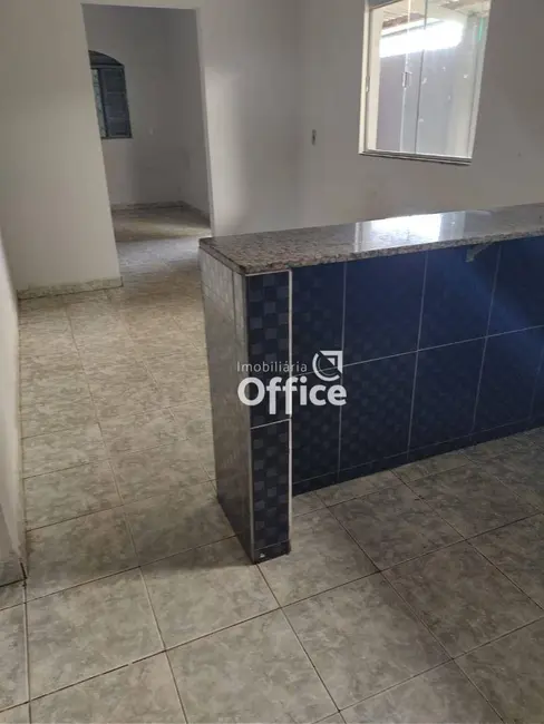 Foto 5 de Casa com 2 quartos à venda, 600m2 em Vila Mariana, Anapolis - GO