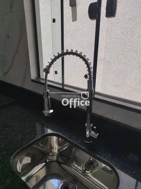 Foto 4 de Casa com 3 quartos à venda, 150m2 em Anapolis - GO