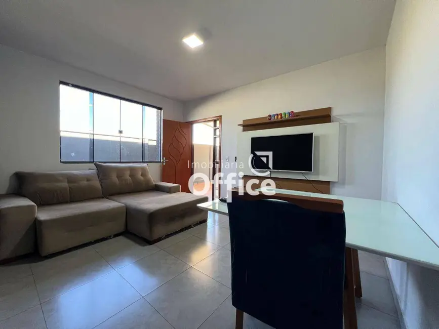 Foto 1 de Casa com 3 quartos à venda, 150m2 em Setor Central, Anapolis - GO