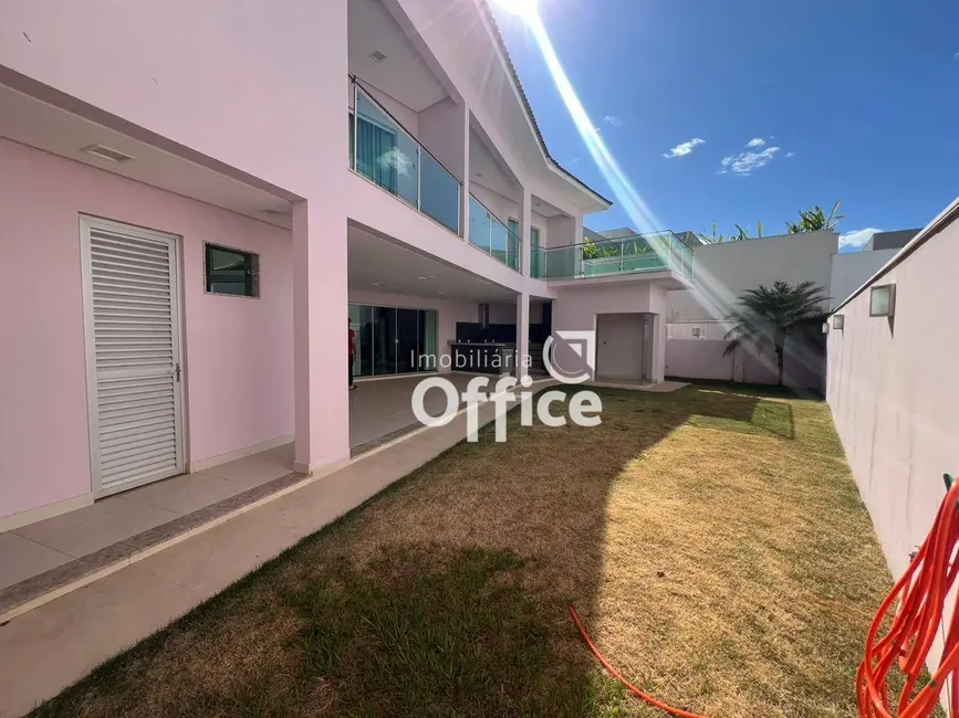 Foto 3 de Sobrado com 5 quartos à venda, 100m2 em Residencial Anaville, Anapolis - GO