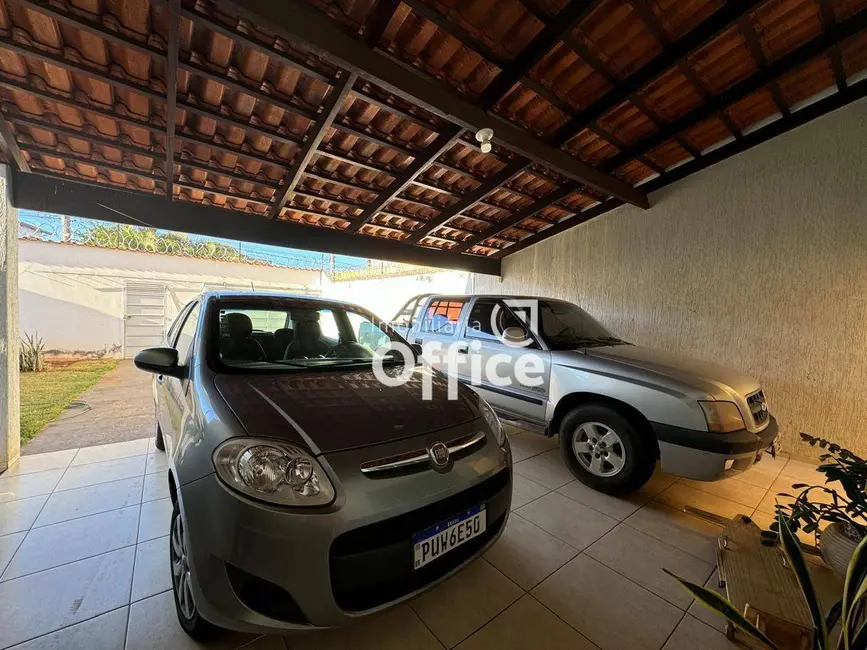 Foto 4 de Casa com 3 quartos à venda, 382m2 em Jardim América, Anapolis - GO