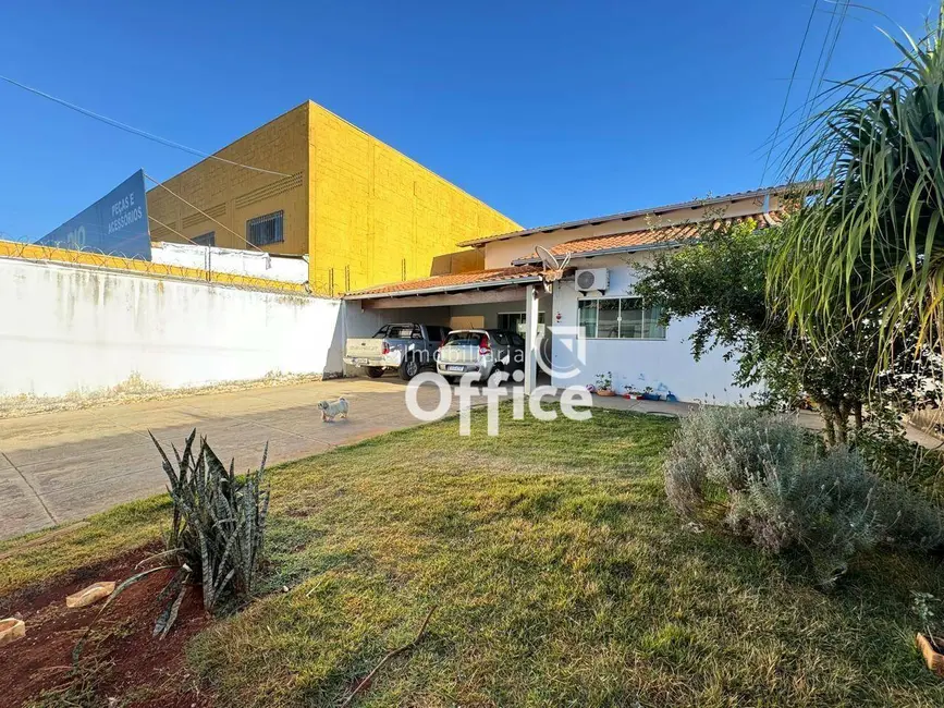 Foto 6 de Casa com 3 quartos à venda, 382m2 em Jardim América, Anapolis - GO