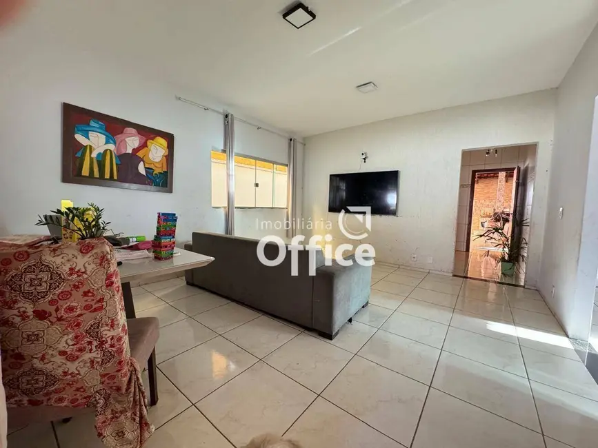 Foto 5 de Casa com 3 quartos à venda, 382m2 em Jardim América, Anapolis - GO