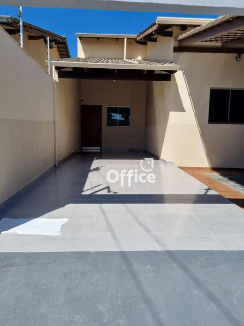 Foto 2 de Casa com 3 quartos à venda, 200m2 em São João, Anapolis - GO