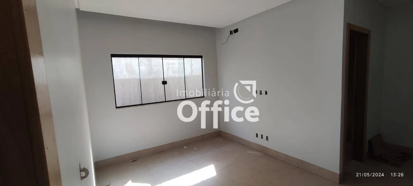Casa com 3 quartos à venda, 300m2 em Setor Sul Jamil Miguel, Anapolis - GO - imagem 9 Foto 9 de Casa com 3 quartos à venda, 300m2 em Setor Sul Jamil Miguel, Anapolis - GO