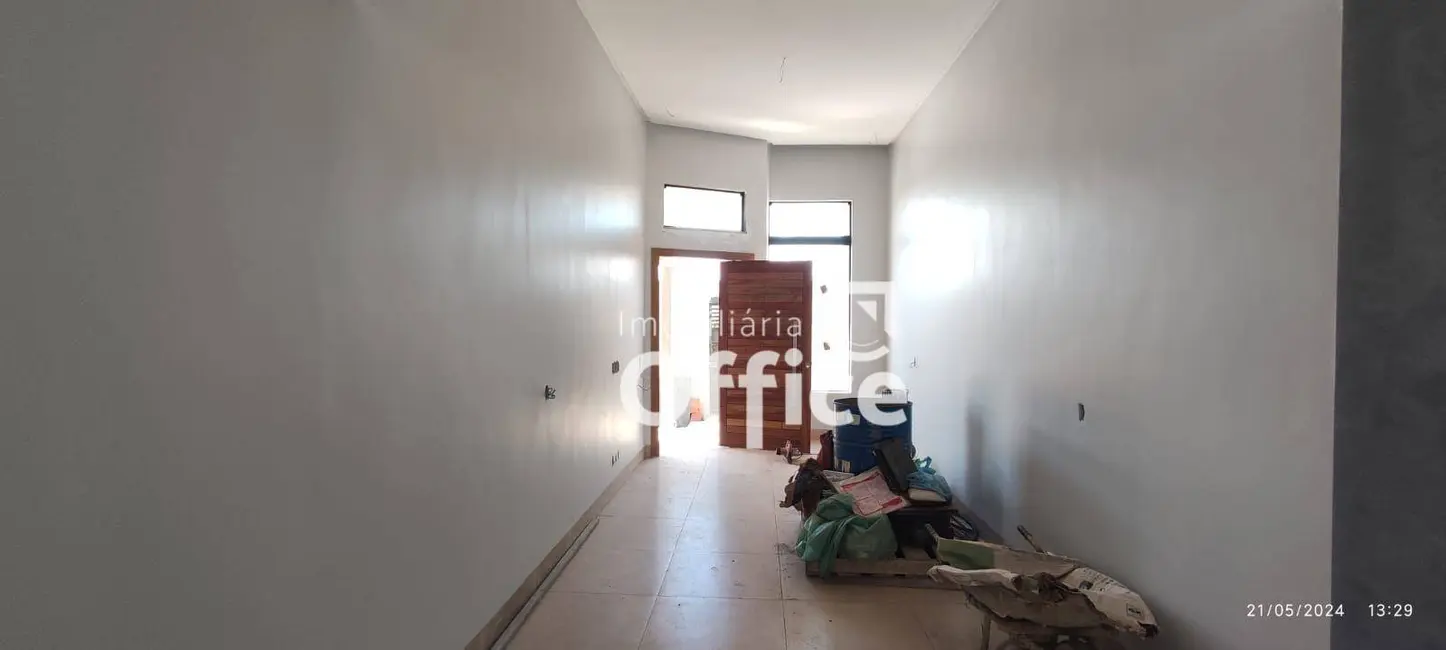 Casa com 3 quartos à venda, 300m2 em Setor Sul Jamil Miguel, Anapolis - GO - imagem 3 Foto 3 de Casa com 3 quartos à venda, 300m2 em Setor Sul Jamil Miguel, Anapolis - GO