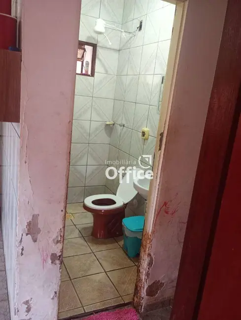 Foto 9 de Casa com 2 quartos à venda, 360m2 em Jardim dos Ipês, Anapolis - GO