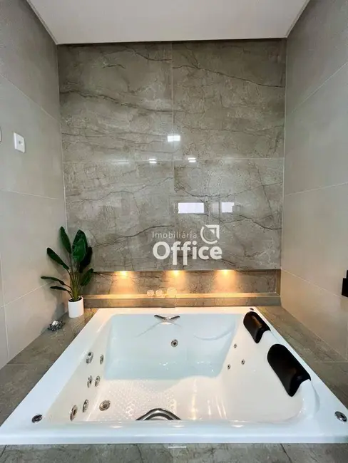 Foto 9 de Casa de Condomínio com 4 quartos à venda, 490m2 em Residencial Anaville, Anapolis - GO
