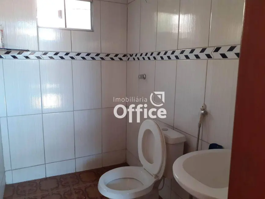 Casa com 5 quartos à venda, 300m2 em Vila Santa Isabel, Anapolis - GO - imagem 3 Foto 3 de Casa com 5 quartos à venda, 300m2 em Vila Santa Isabel, Anapolis - GO