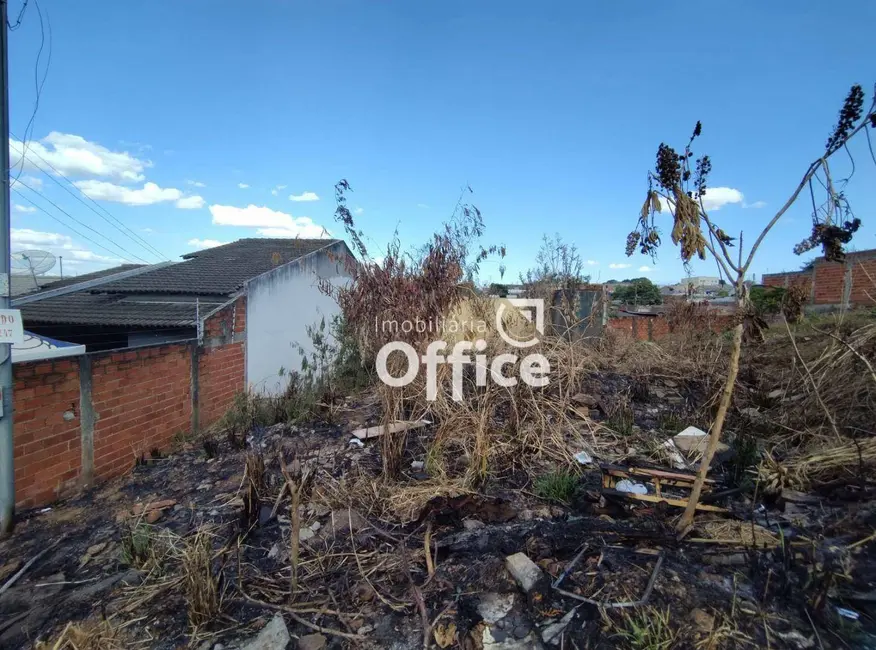Foto 3 de Terreno / Lote à venda, 300m2 em Residencial Arco-Íris, Anapolis - GO
