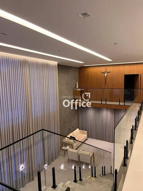 Sobrado com 6 quartos à venda, 525m2 em Anapolis - GO - imagem 5 Foto 5 de Sobrado com 6 quartos à venda, 525m2 em Anapolis - GO