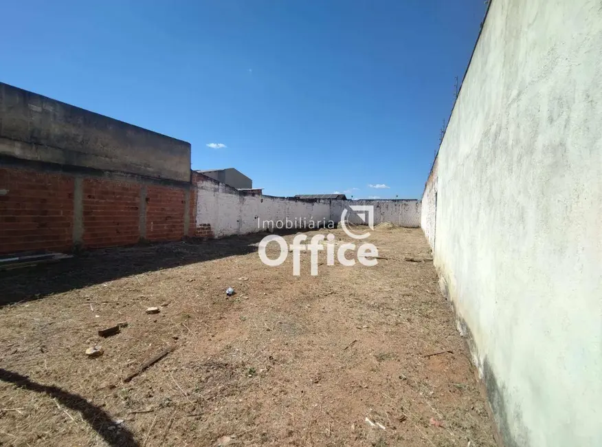 Foto 1 de Terreno / Lote à venda, 350m2 em Setor Residencial Pedro Ludovico, Anapolis - GO