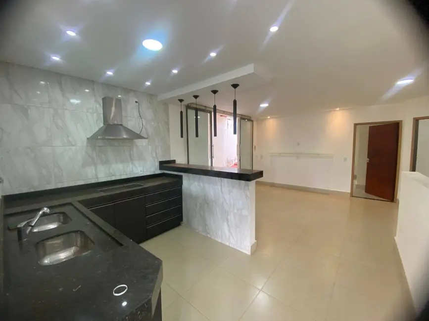 Casa com 3 quartos à venda, 360m2 em São Carlos, Anapolis - GO - imagem 1 Foto 1 de Casa com 3 quartos à venda, 360m2 em São Carlos, Anapolis - GO
