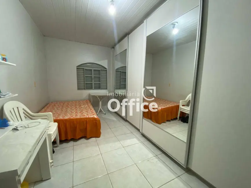 Casa com 5 quartos à venda, 300m2 em Boa Vista, Anapolis - GO - imagem 6 Foto 6 de Casa com 5 quartos à venda, 300m2 em Boa Vista, Anapolis - GO
