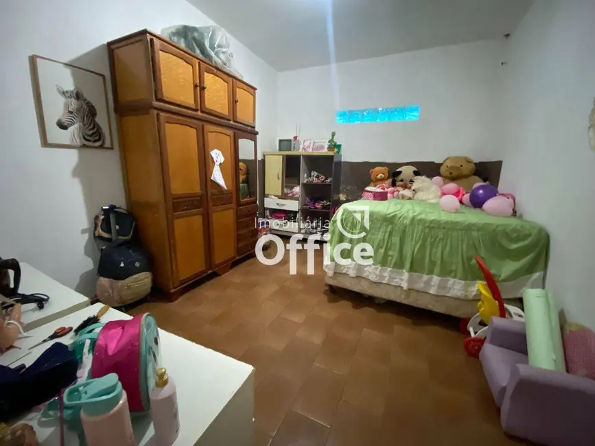 Foto 8 de Casa com 3 quartos à venda, 376m2 em Boa Vista, Anapolis - GO