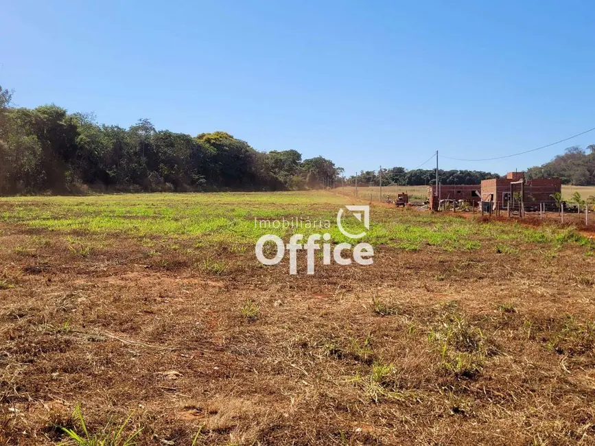 Foto 9 de Terreno / Lote à venda, 2000m2 em Campo Limpo De Goias - GO