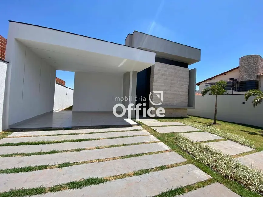 Foto 2 de Casa com 3 quartos à venda, 420m2 em Anápolis City, Anapolis - GO