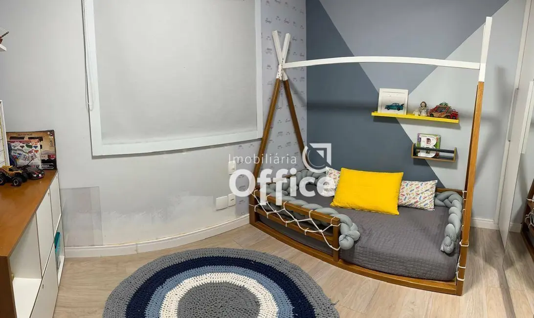 Foto 9 de Casa de Condomínio com 3 quartos à venda, 240m2 em Residencial Sol Nascente, Anapolis - GO