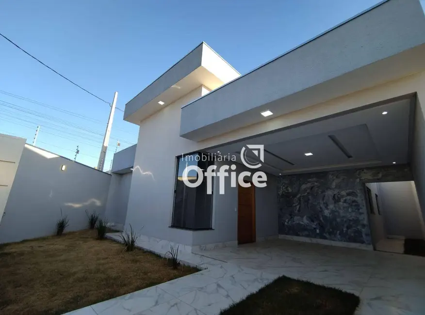 Foto 1 de Casa com 3 quartos à venda, 208m2 em Anapolis - GO