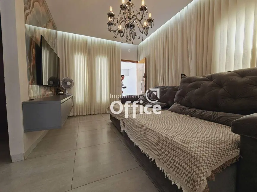 Foto 8 de Casa de Condomínio com 3 quartos à venda, 200m2 em Residencial Araguaia, Anapolis - GO