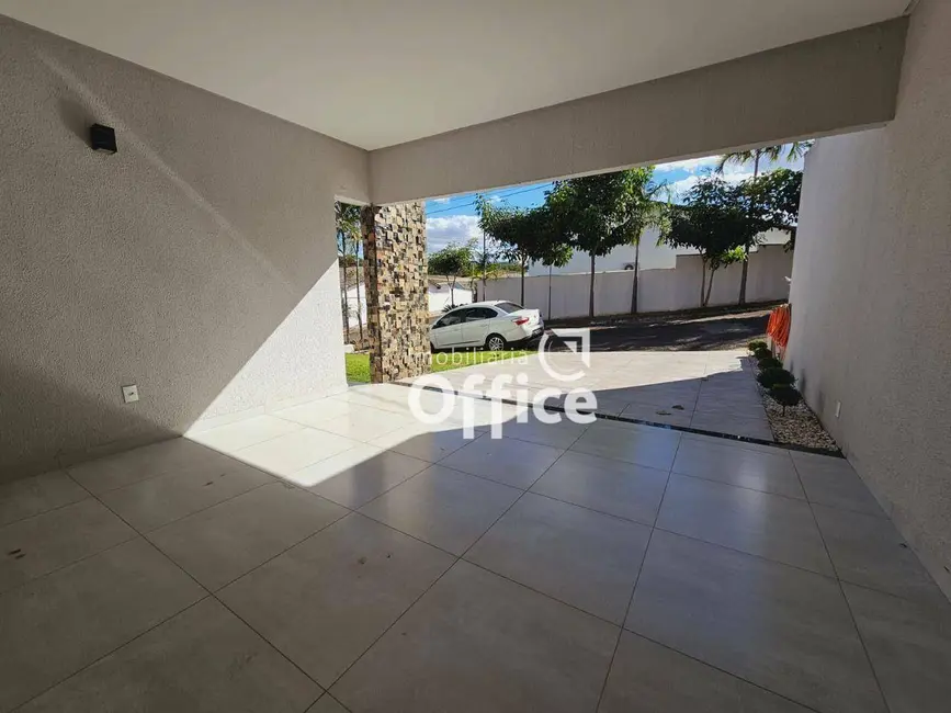 Foto 4 de Casa de Condomínio com 3 quartos à venda, 200m2 em Residencial Araguaia, Anapolis - GO