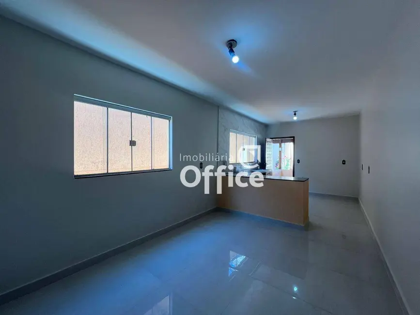 Casa com 3 quartos à venda, 252m2 em Anapolis - GO - imagem 5 Foto 5 de Casa com 3 quartos à venda, 252m2 em Anapolis - GO