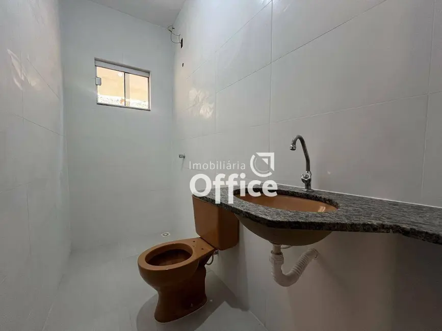Casa com 3 quartos à venda, 252m2 em Anapolis - GO - imagem 8 Foto 8 de Casa com 3 quartos à venda, 252m2 em Anapolis - GO