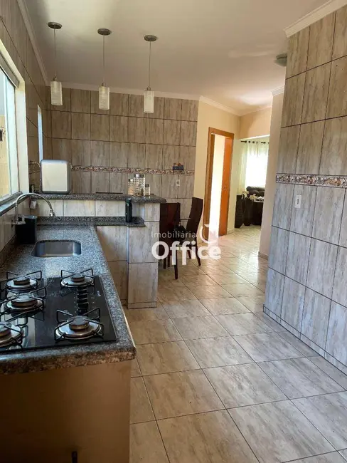 Foto 8 de Casa com 3 quartos à venda, 250m2 em Jardim Arco Verde, Anapolis - GO