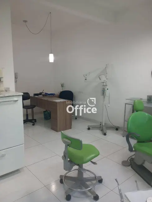 Sala Comercial para alugar, 38m2 em Setor Central, Anapolis - GO - imagem 5 Foto 5 de Sala Comercial para alugar, 38m2 em Setor Central, Anapolis - GO