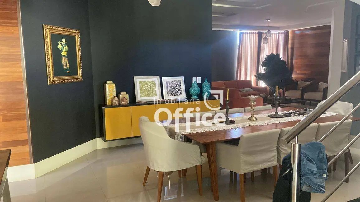 Sobrado com 4 quartos à venda, 490m2 em Residencial Sun Flower, Anapolis - GO - imagem 2 Foto 2 de Sobrado com 4 quartos à venda, 490m2 em Residencial Sun Flower, Anapolis - GO