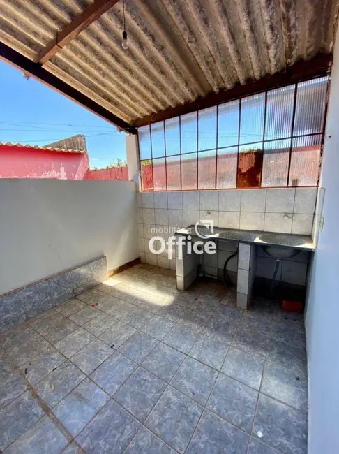 Foto 9 de Casa com 2 quartos à venda, 10m2 em Conjunto Habitacional Vila União, Anapolis - GO