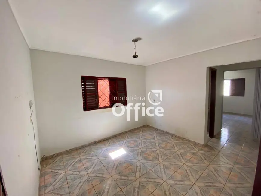 Foto 5 de Casa com 2 quartos à venda, 10m2 em Conjunto Habitacional Vila União, Anapolis - GO